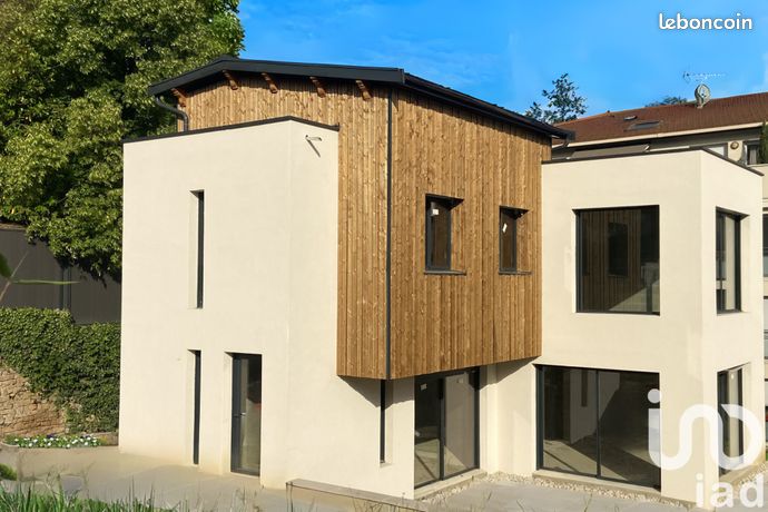 Maison 4 pièces 150 m²