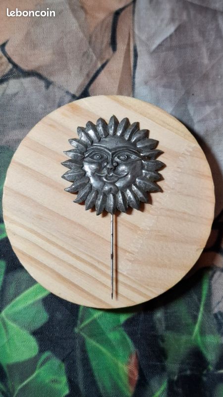 Ancien Pin's émaillé HORTICO – Publicité Jardinage, Années 60, Angleterre
