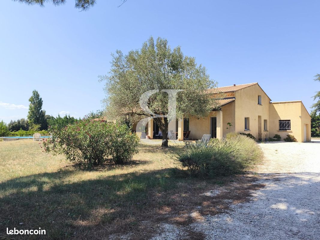 Maison 6 pièces 160 m² · à Valréas · 160 m² · 479 000 €