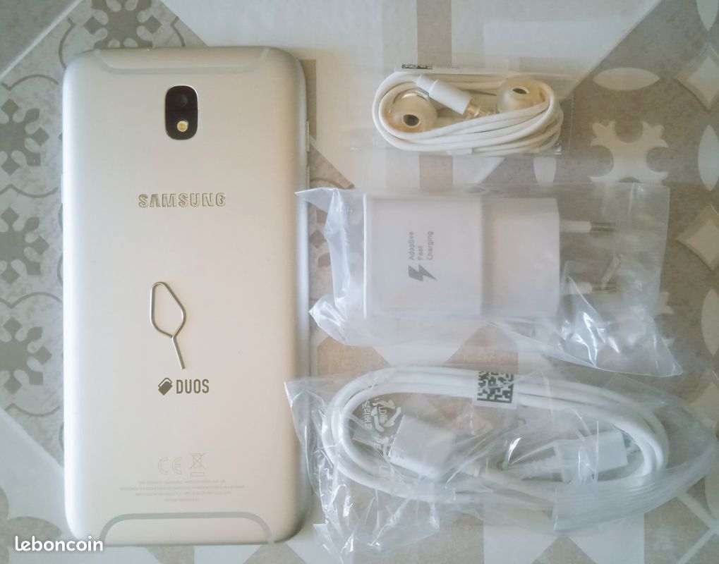 Samsung Galaxy J7 (2018) (image 2)