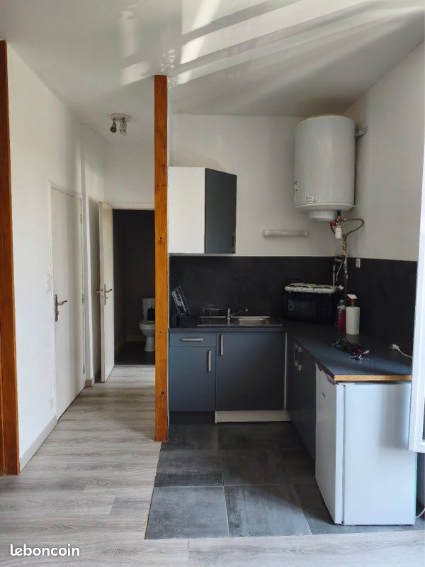 Appartement 1 pièce 28 m² · à Issoire · 28 m² · 400 €