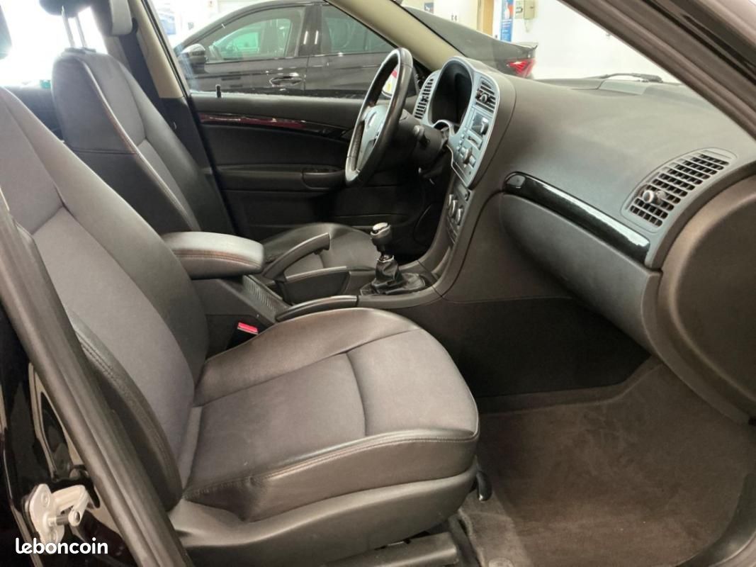Saab 9-3 1.9 TID 120cv Linear (image 12)