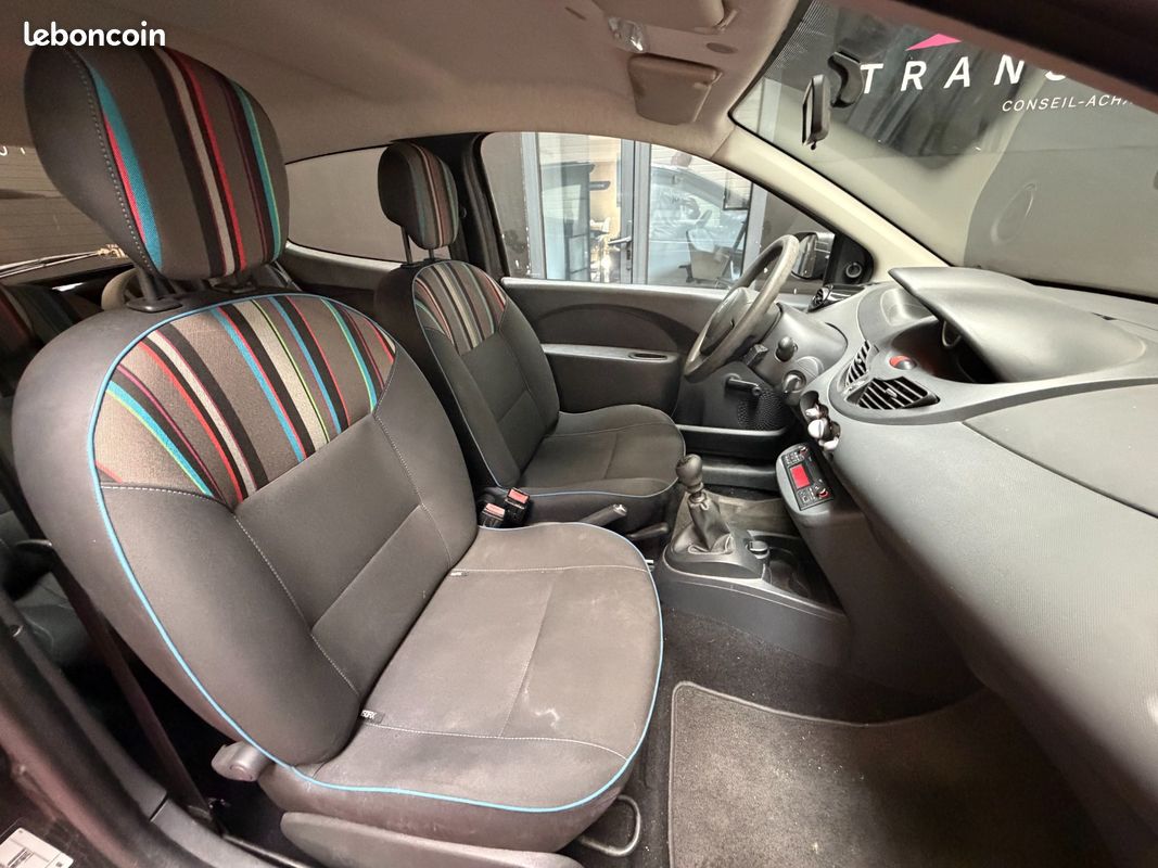 RENAULT TWINGO II 1.2 16v 75 CV eco2 Life + BLUETOOTH + USB + ISOFIX (image 12)