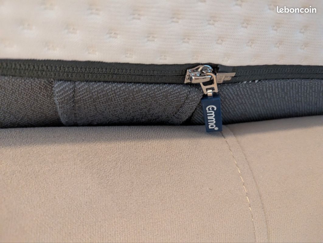 Lit guy laroche matelas emma comme neuf (image 4)