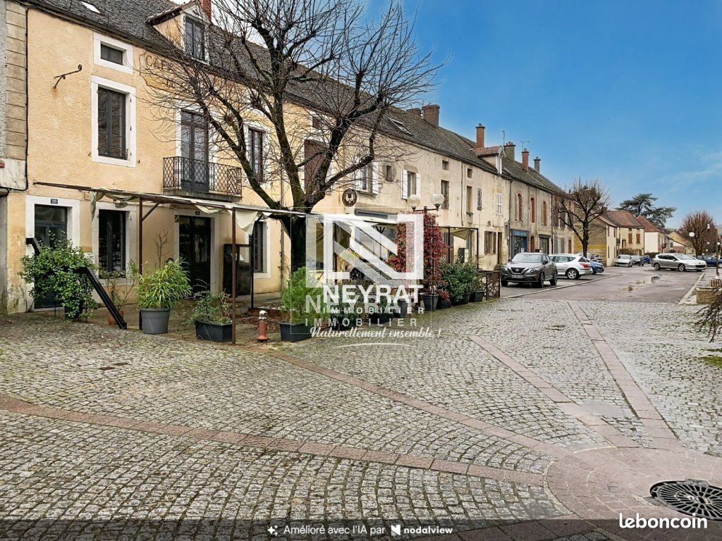 Maison 7 pièces 240 m² · à Venarey-les-Laumes · 240 m² · 188 000 €