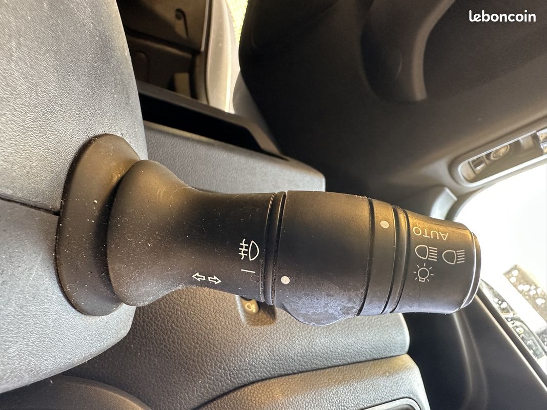 Renault MASTER III FG F3300 L2H2 2.3 DCI 135CH CONFORT E6 (image 10)