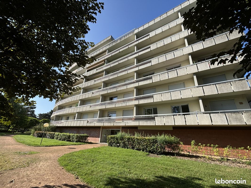 Appartement 2 pièces 54 m² · à Bellerive-sur-Allier · 54 m² · 100 000 €