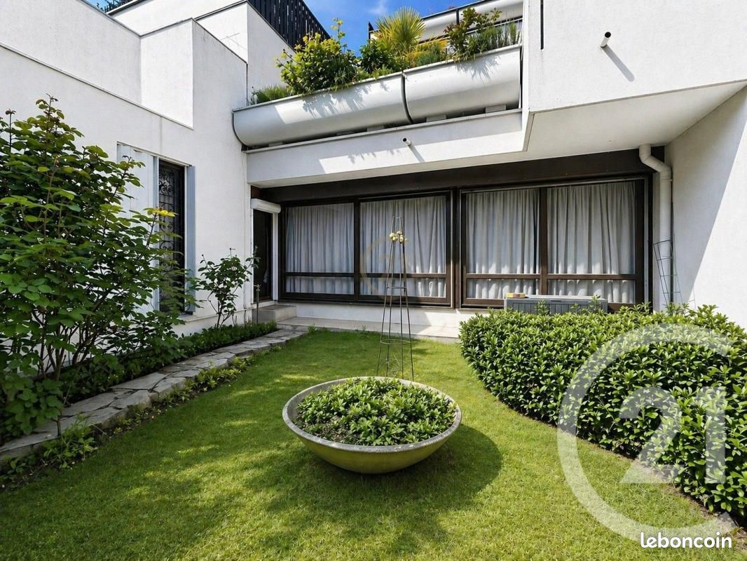 Appartement 5 pièces 118 m² · à Champs-sur-Marne · 118 m² · 315 000 €