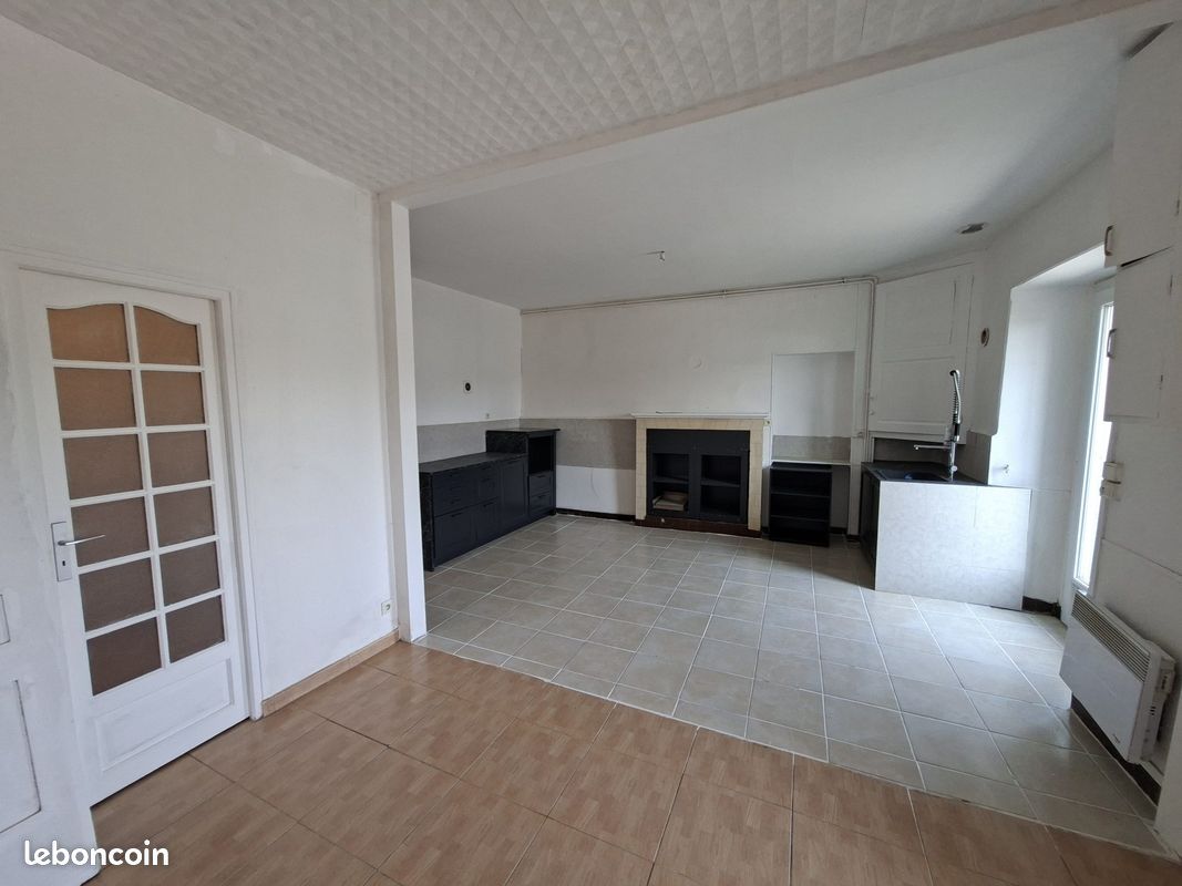 Maison 4 pièces 76 m² · à Montrevault-sur-Èvre · 76 m² · 106 000 €