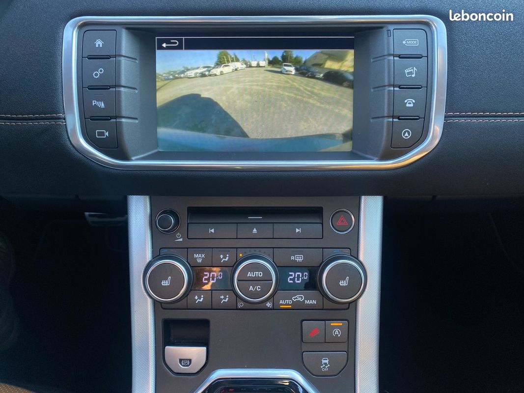 Land Rover RANGE ROVER EVOQUE I HSE Phase 2 / 2.0 TD 4WD BVA 9 180 cv / TOIT OUVRANT / MERIDIAN SON / SIEGES CHAUFFANTS / HAYON ELECTRIQUE / CLIM AUTO (image 17)
