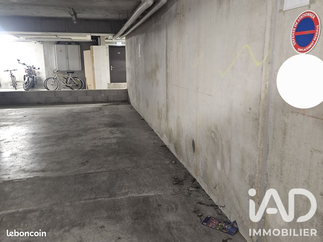 Parking 23 m² · à Marseille · 23 m² · 30 000 €