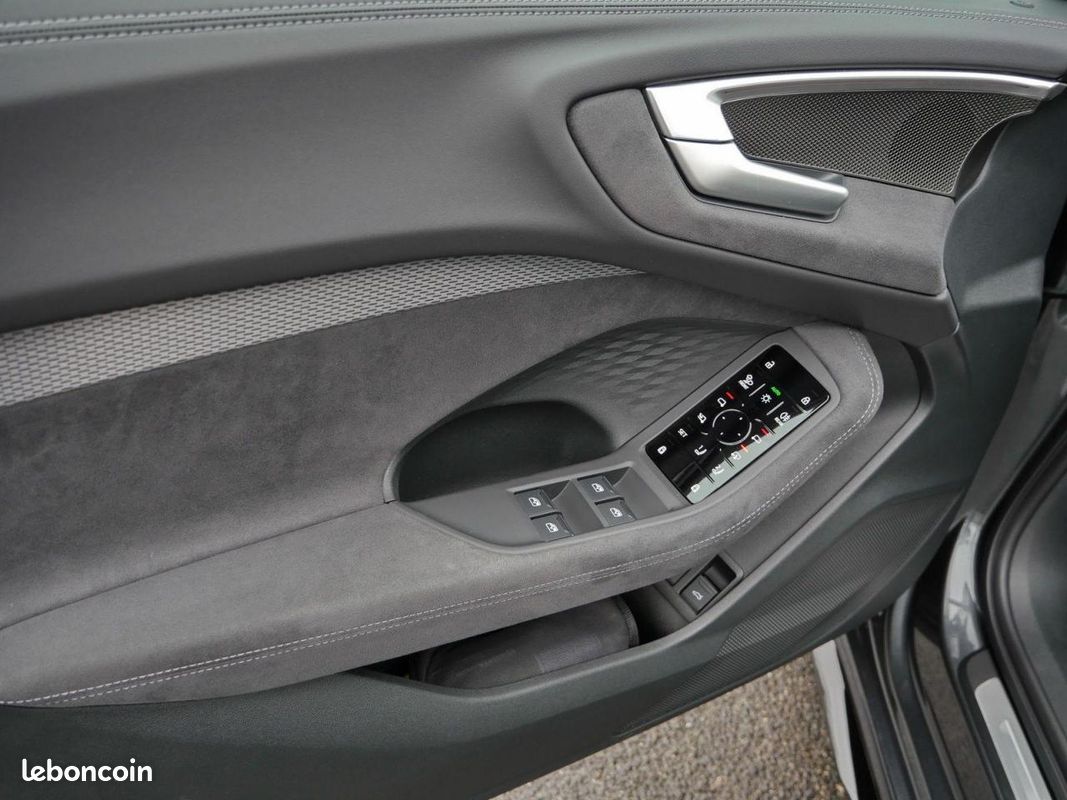 AUDI A5 e-hybrid 367 ch S tronic 7 Quattro S line (image 8)