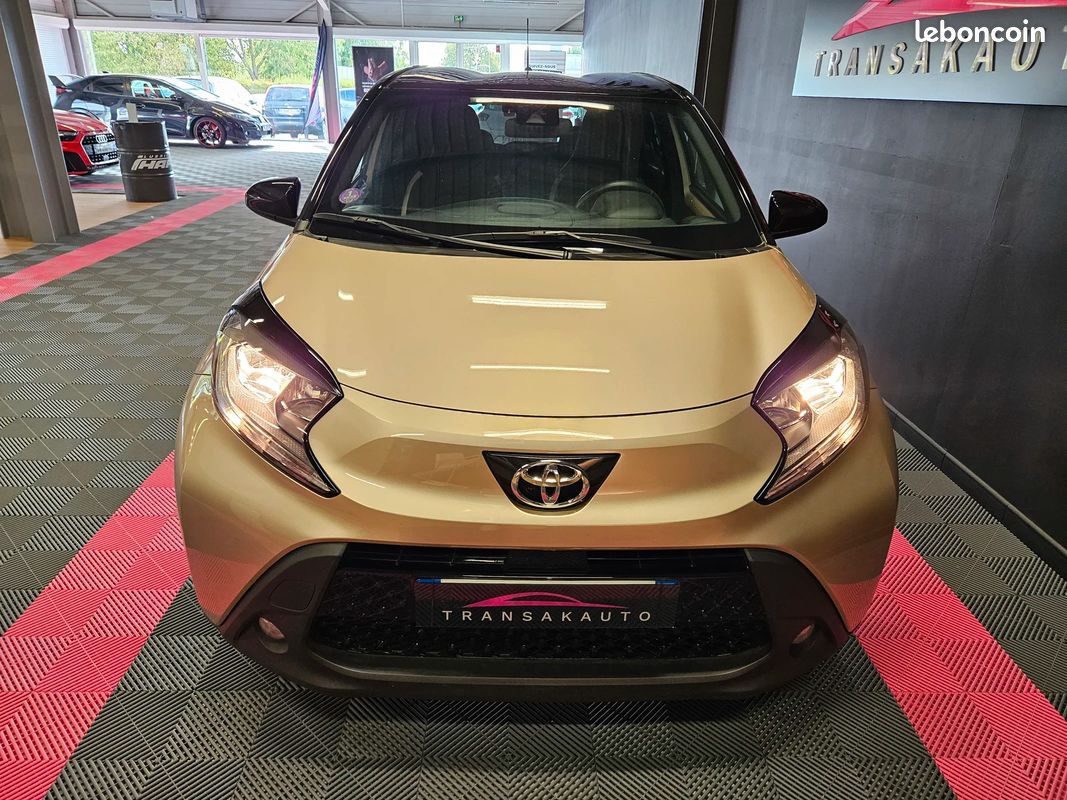 Toyota AYGO X Design 1.0 VVTi 12V 72 cv (image 8)