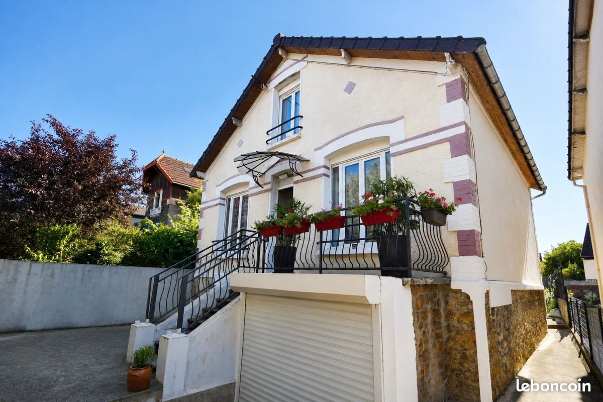 Maison 4 pièces 142 m² · à Aulnay-sous-Bois · 142 m² · 345 000 €