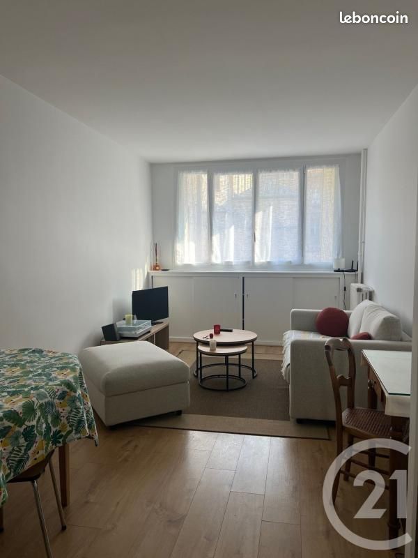 Appartement 3 pièces 60 m² · à Paris · 60 m² · 2 290 €/mois