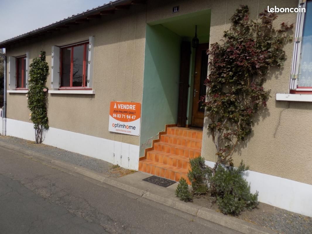 Maison 6 pièces 99 m² · à Montmorillon · 99 m² · 86 500 €