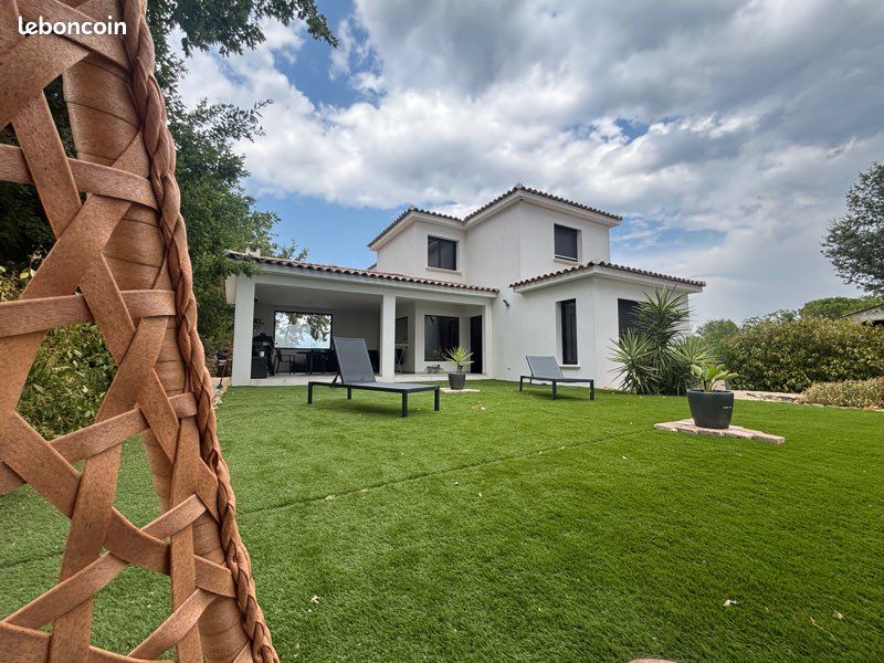 Maison 5 pièces 128 m² · à Antibes · 128 m² · 745 000 €