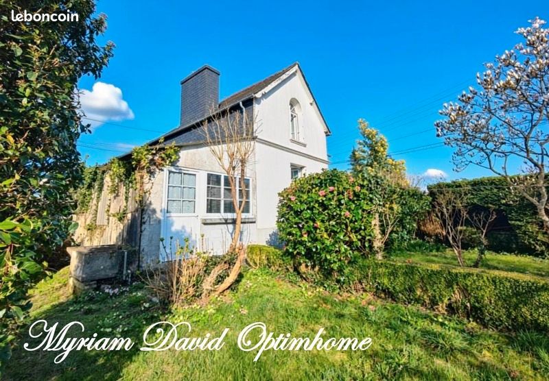 Maison 3 pièces 77 m² · à Rostrenen · 77 m² · 105 900 €