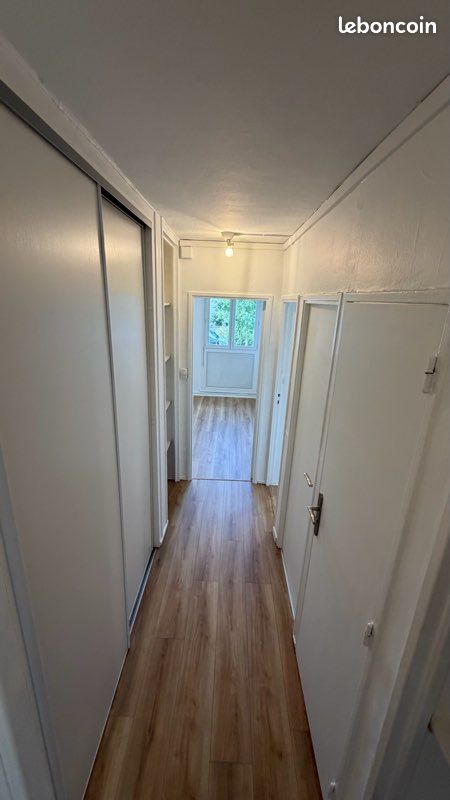 Appartement 3 pièces 56 m² · à Vaulx-en-Velin · 55,5 m² · 810 €/mois