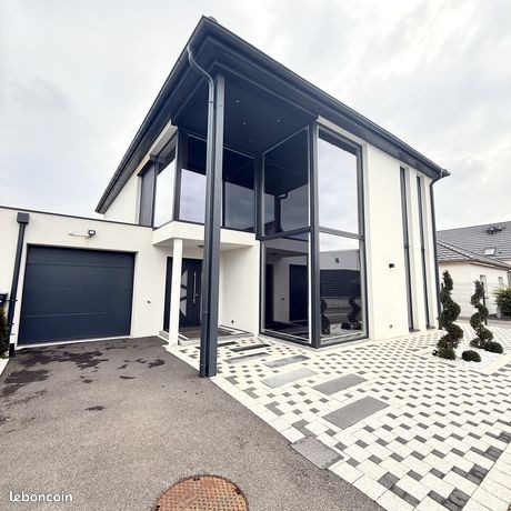 Villa 6 pièces 170 m²