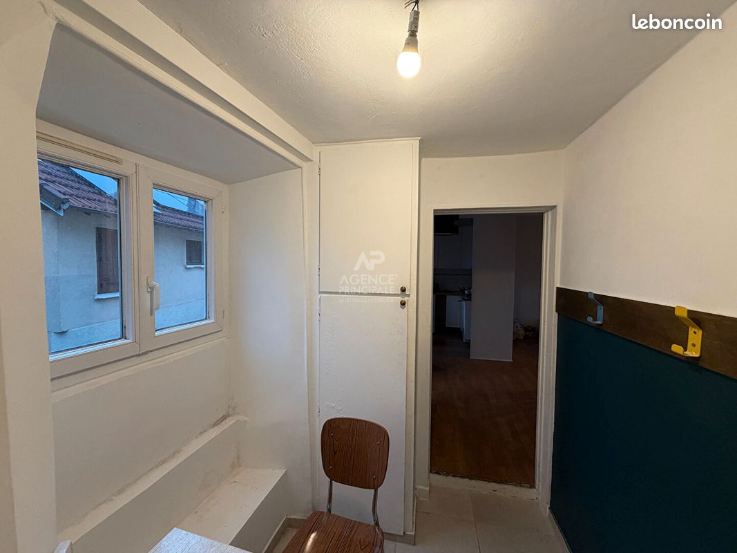 Appartement a louer  - 5 pièce(s) - 87 m2 - Surfyn