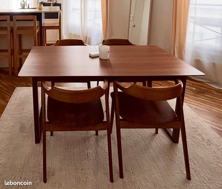 Table à manger extensible LAHO – bois foncé – 160/200/240 cm (image 1)
