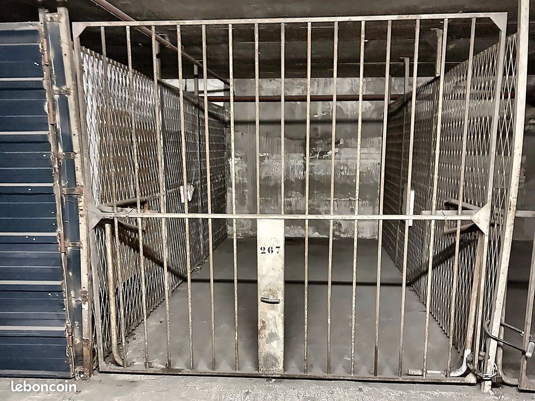 Parking 13 m² · à Paris · 13 m² · 19 000 €