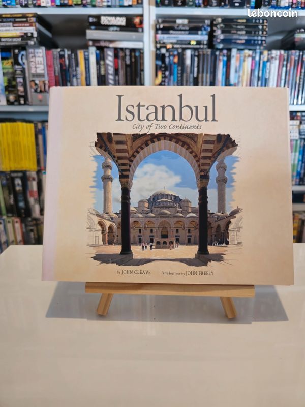 Book Istanbul City of Two Continent (image 1)