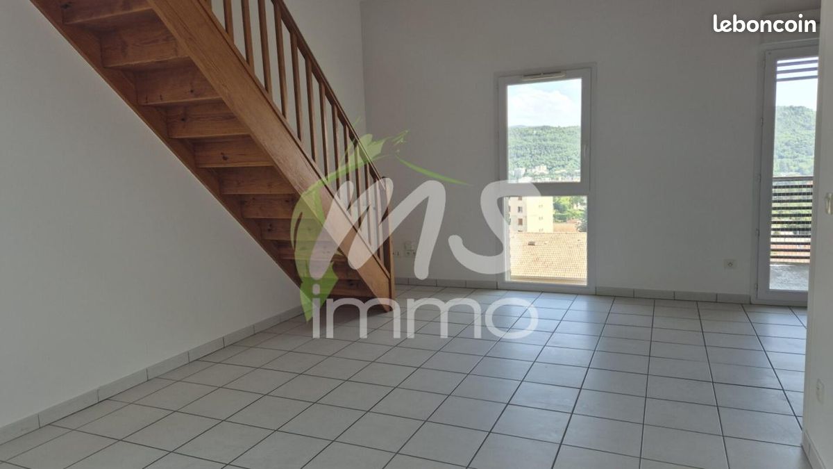 Appartement 3 pièces 100 m² · à Gap · 100 m² · 1 042 €/mois