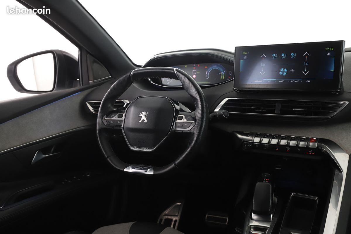 Peugeot 3008 1.6 Hybrid4 GT e-EAT8 300 ch (image 7)