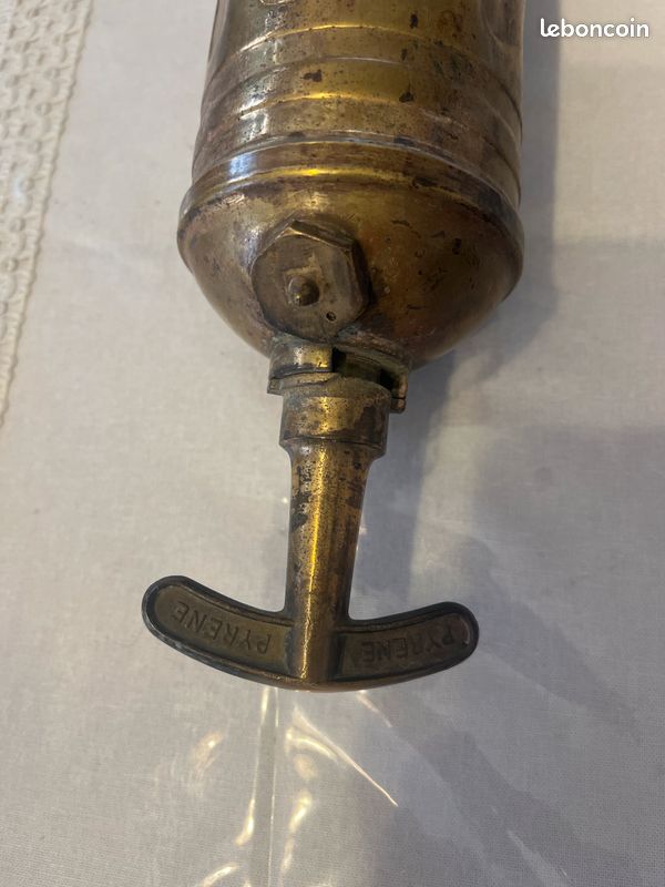 Extincteur ancien PYRENE (image 5)