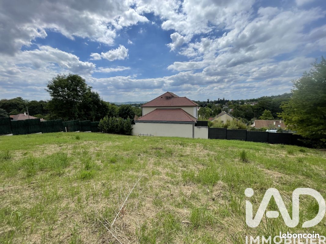 Terrain 869 m² · à Montlignon · 869 m² · 270 000 €
