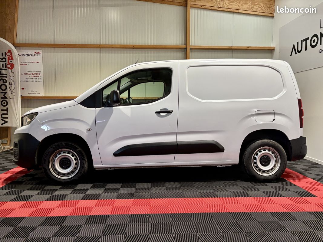 PEUGEOT Partner III (2) FOURGON M 650 KG BLUEHDI 100 S&S BVM6 (TVA) (image 8)