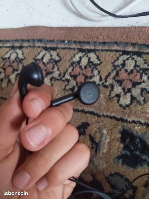 Écouteur Samsung archi archi neuf 👍 (image 5)