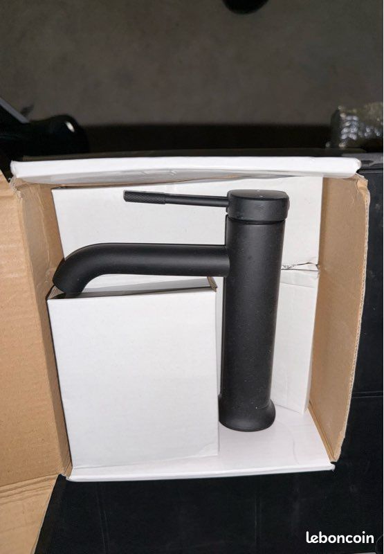 Mitigeur lavabo neuf jamais utilisé (image 2)