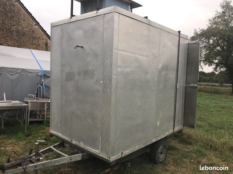 Remorque frigorifique , Remorque double essieux entièrement bâchée PTAC 2500kg avec carte grise (image 2)