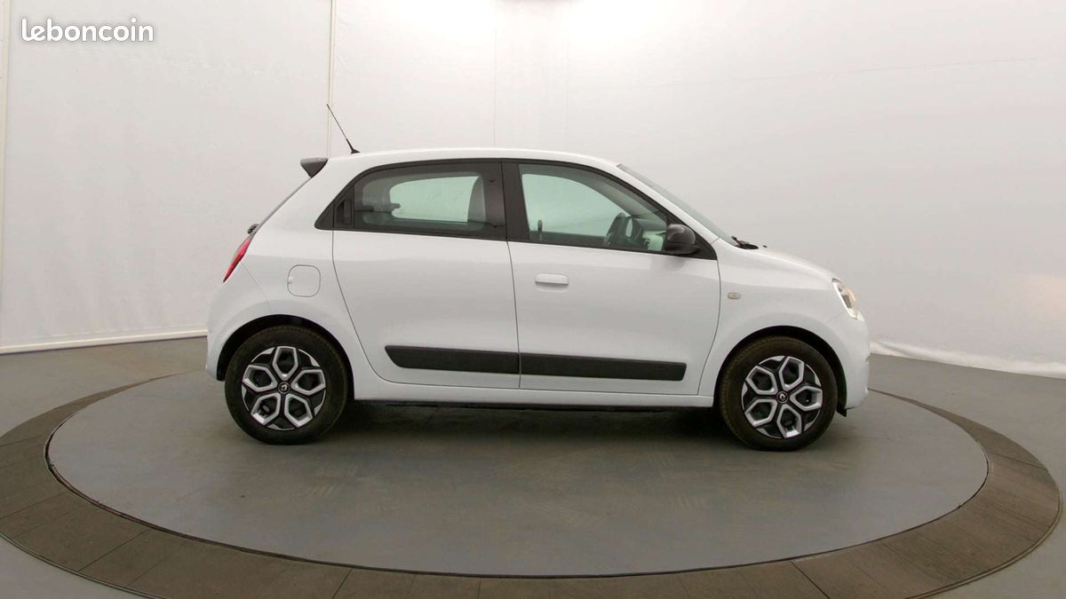 Renault twingo iii sce 65 equilibre (image 10)