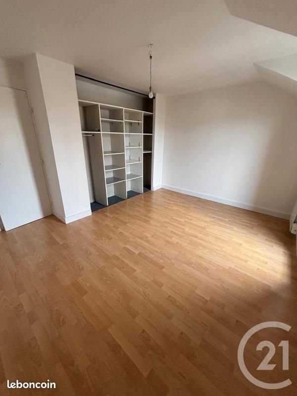 Maison a louer villeneuve-la-garenne - 4 pièce(s) - 103 m2 - Surfyn