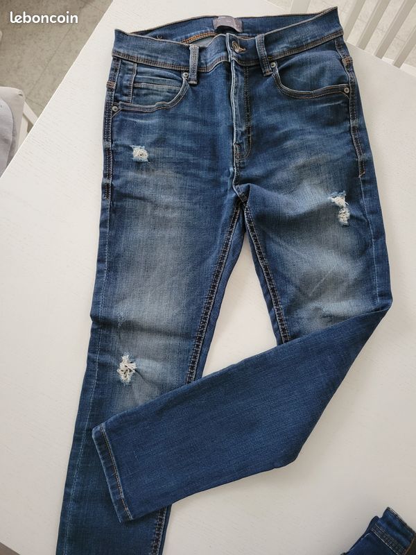 Jean ZARA WOMAN - Taille 38, Bleu Foncé, Coupe Droite, Matière Coton/polyester - Occasion En Très Bon état