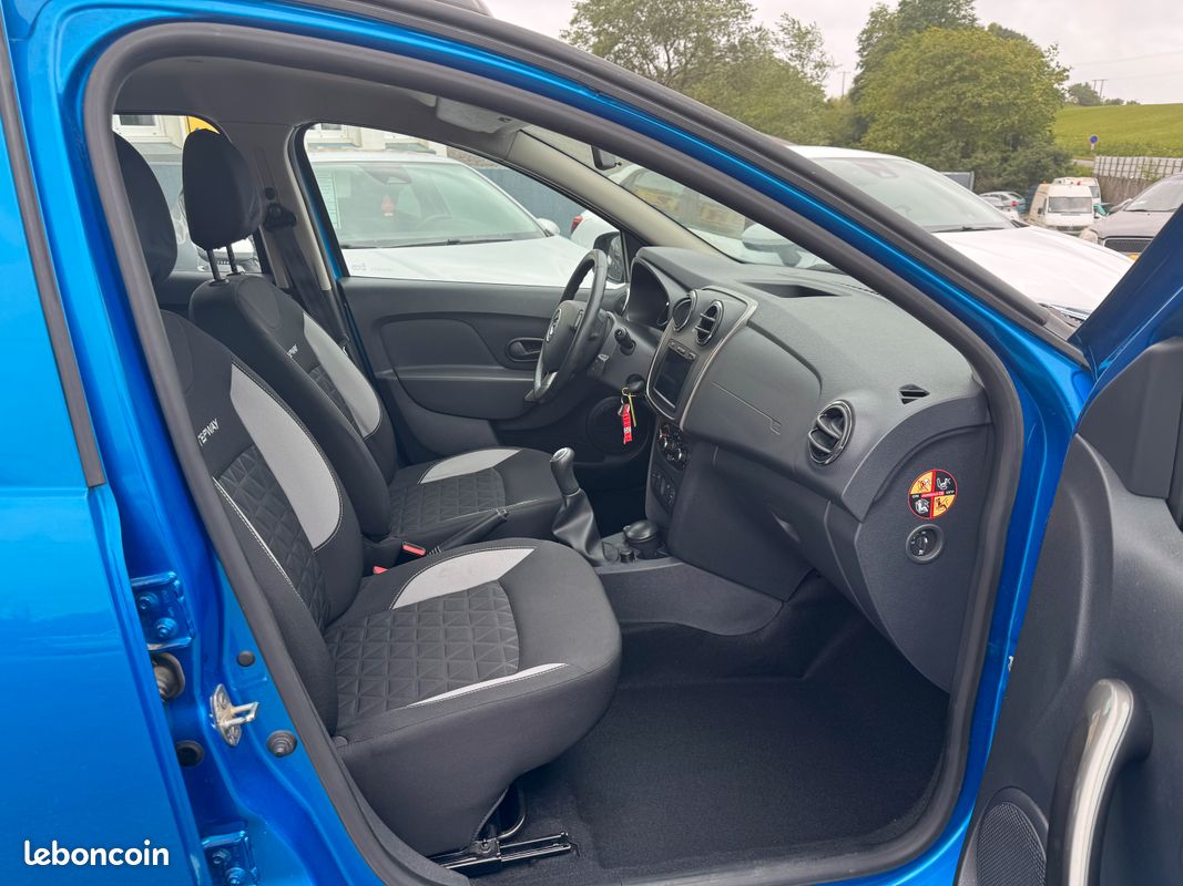 Dacia sandero ii ph1 stepway prestige 1.5 dci 90 bleu (image 5)