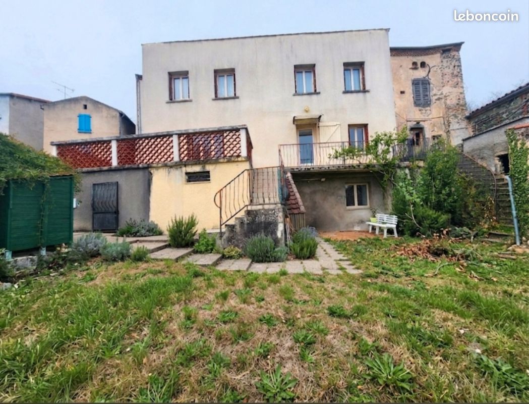 Maison 7 pièces 125 m² · à Le Broc · 125 m² · 159 000 €