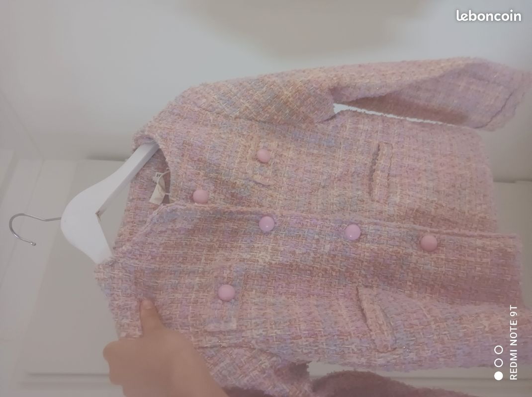 Urgent manteau rose chic tout neuf Vêtements