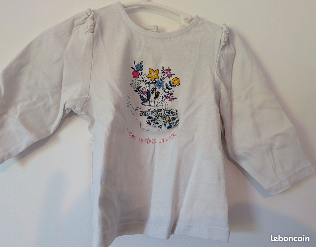Haut manches longues bébé blanc motif fleurs et nœud (image 1)
