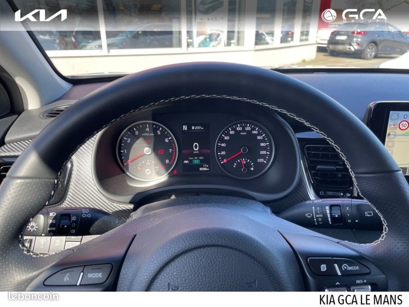Kia Stonic 1.0 T-GDi 120ch MHEV GT Line (image 8)