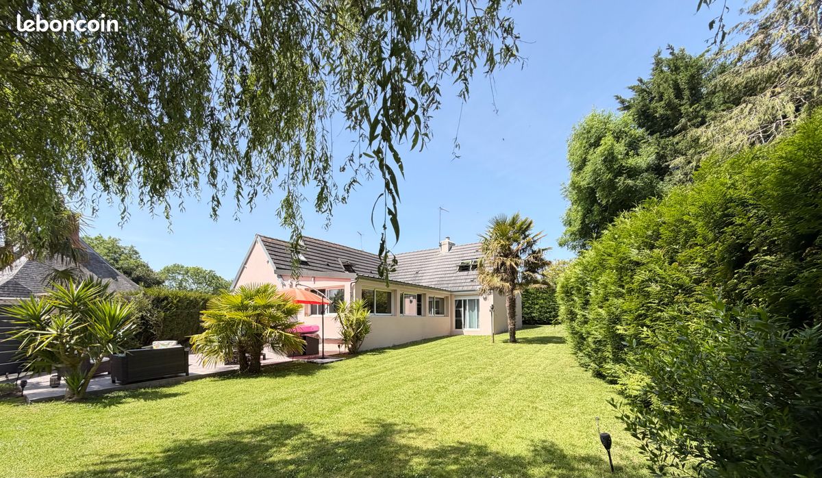 Maison 6 pièces 163 m² · à Carentan-les-Marais · 163 m² · 245 575 €