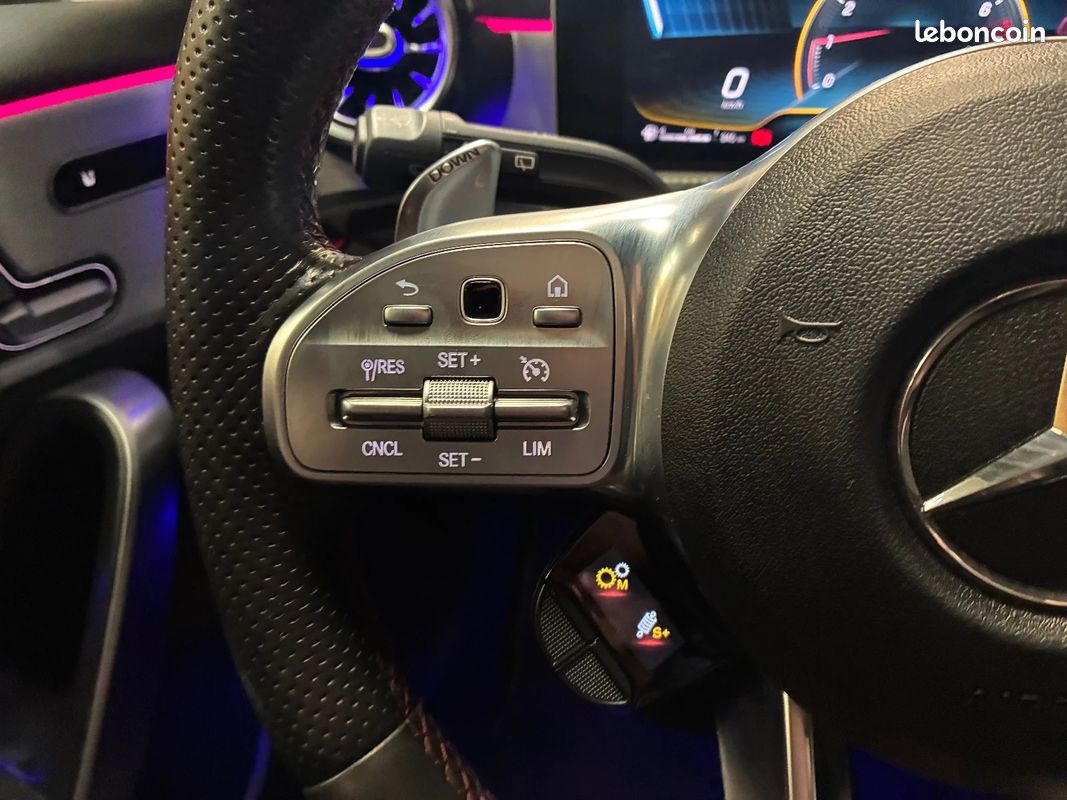 Mercedes classe a 35 amg 7g-dct / pack aéro / baquet / burmester / 2 pneus neufs (image 26)