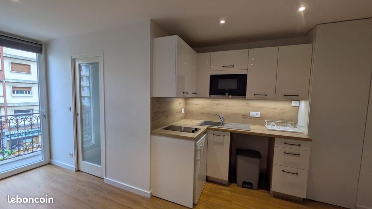 Appartement 1 pièce 17 m² · à Aix-les-Bains · 17 m² · 537 €