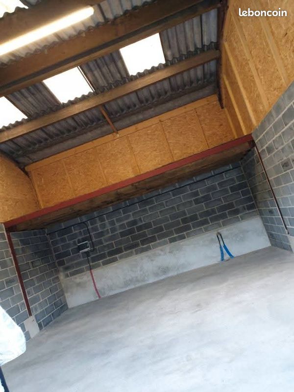 Entrepôt 100 m2 (image 1)