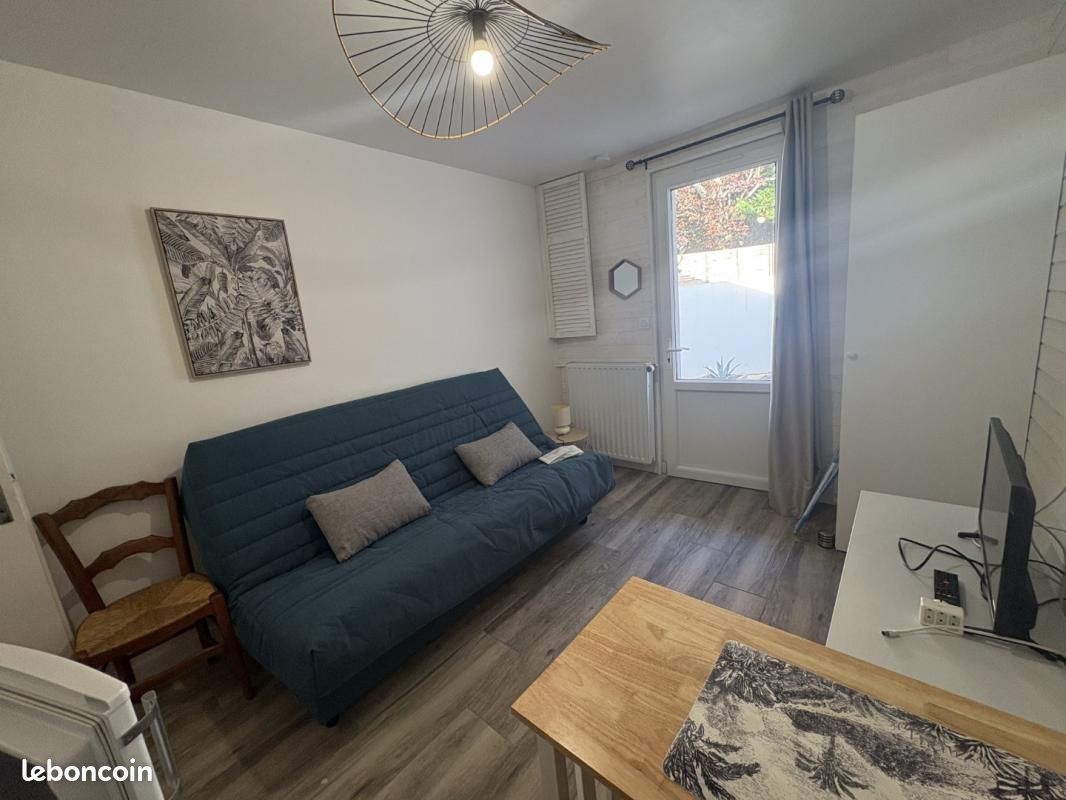 Appartement 1 pièce 14 m² · à Saint-Gilles-Croix-de-Vie · 14 m² · 430 €/mois