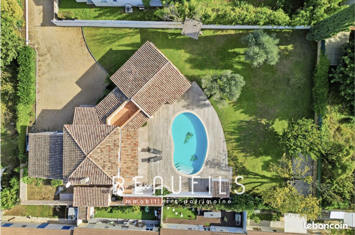 Maison 7 pièces 171 m² · à Lunel · 171 m² · 630 000 €